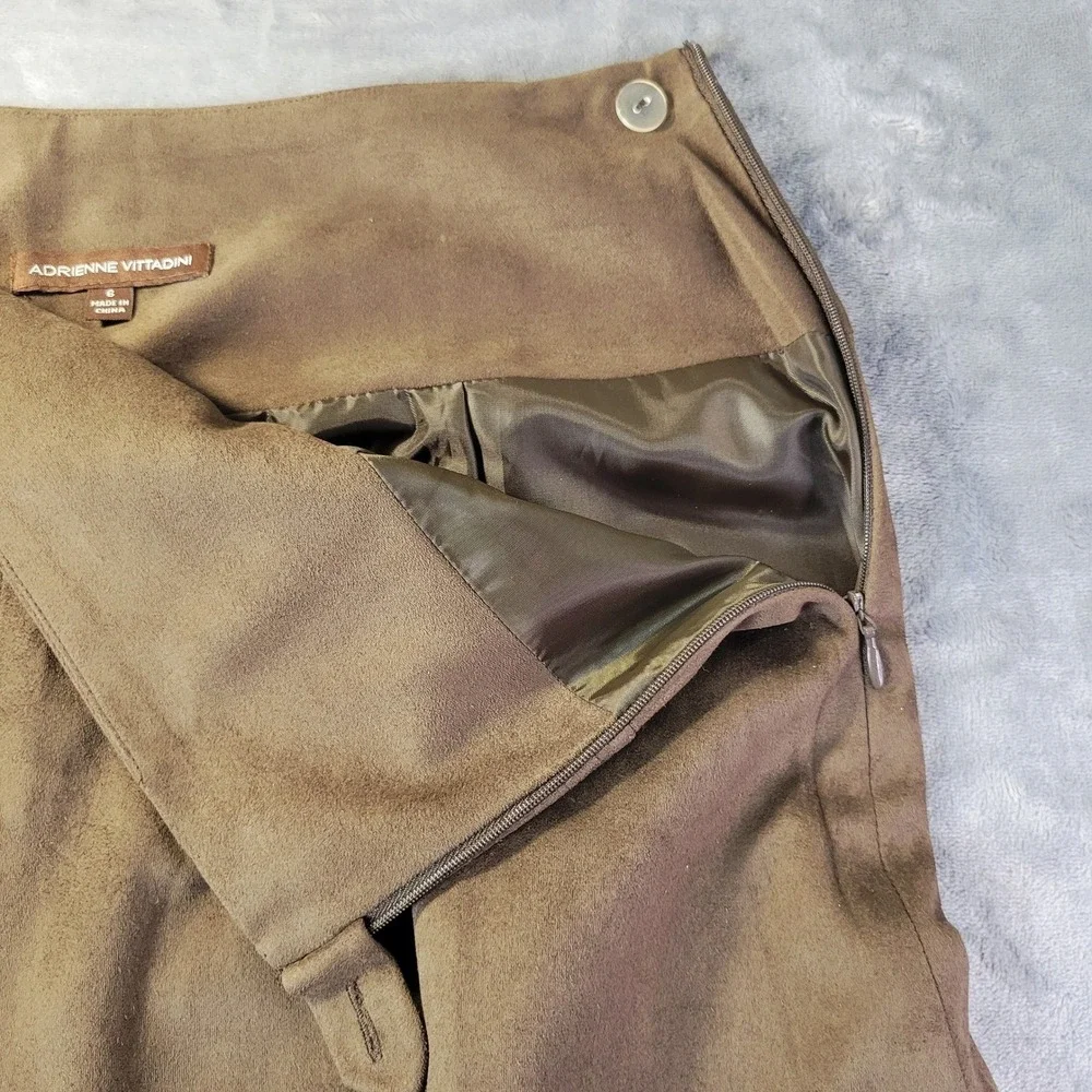 Adrienne Vittadini Brown Faux Suede A-Line‎ Knee Length Skirt Size 6 Lined